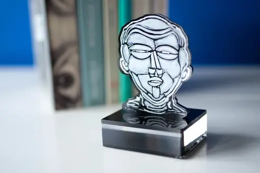 Plexi'Art L'Homme au Typex d'Henri Guédon (Serre Livre)